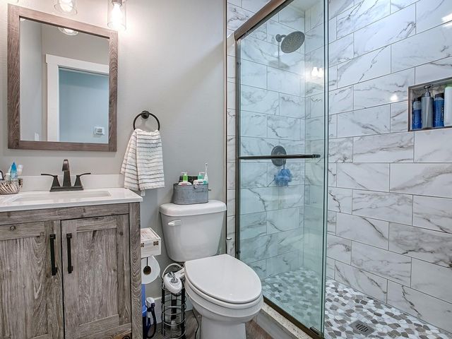 111 CARDINAL LANE, Eustis, FL 32726