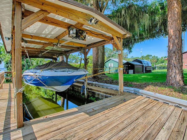 111 CARDINAL LANE, Eustis, FL 32726