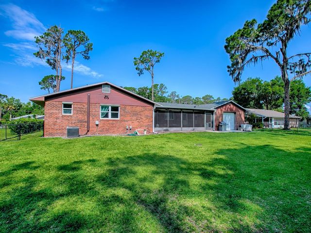 111 CARDINAL LANE, Eustis, FL 32726