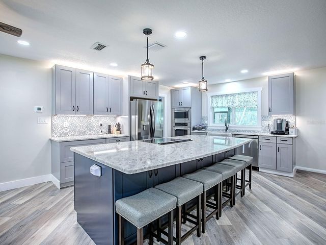 111 CARDINAL LANE, Eustis, FL 32726