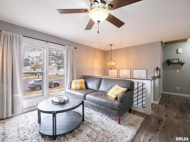 1338 GEORGEANNE Drive, Pekin, IL 61554