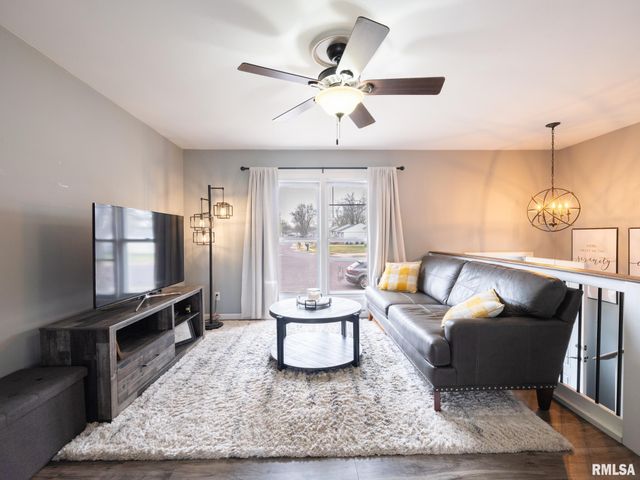 1338 GEORGEANNE Drive, Pekin, IL 61554