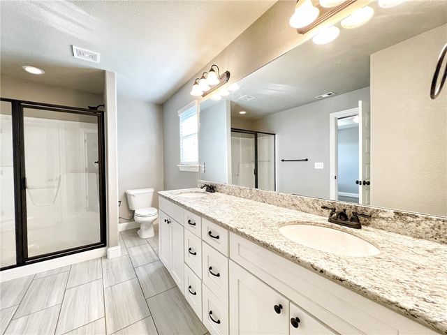 710 Captain Hopkins Street, Prairie Grove, AR 72753