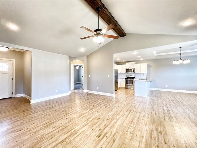 710 Captain Hopkins Street, Prairie Grove, AR 72753