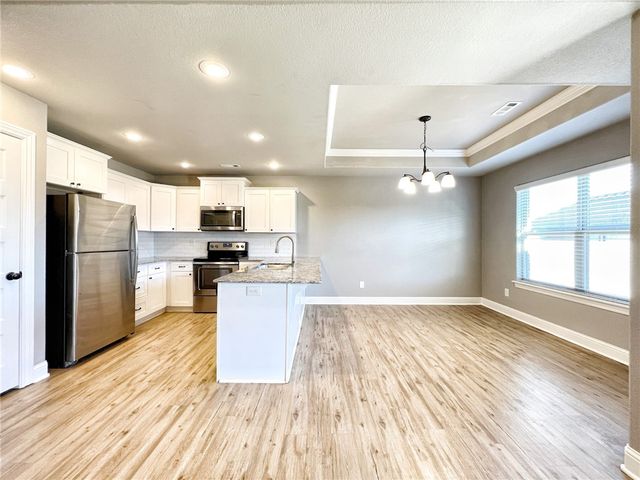 710 Captain Hopkins Street, Prairie Grove, AR 72753