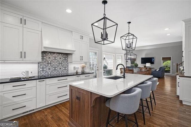520 N Burgess Trail, Milton, GA 30004