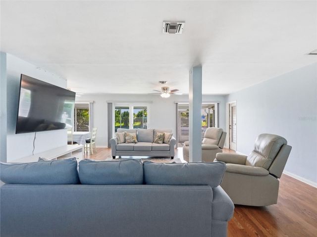 181 DUXBURY AVENUE, Port Charlotte, FL 33952