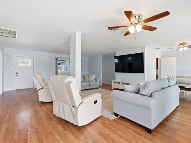 181 DUXBURY AVENUE, Port Charlotte, FL 33952