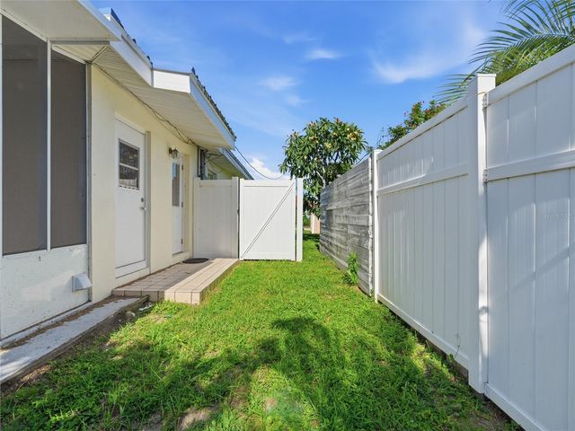 181 DUXBURY AVENUE, Port Charlotte, FL 33952