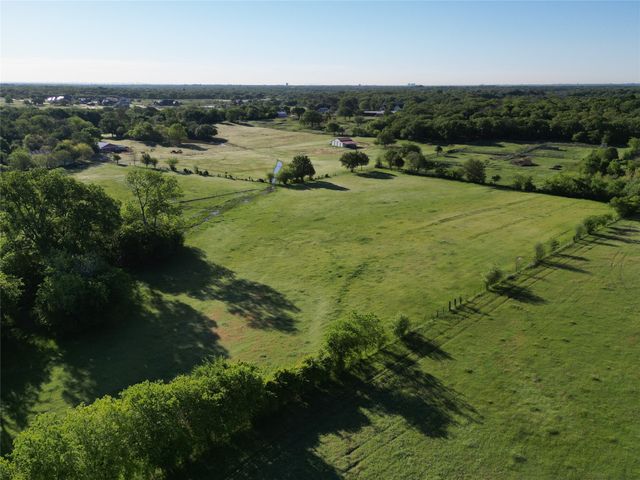 1640 E Jeter Road, Bartonville, TX 76226