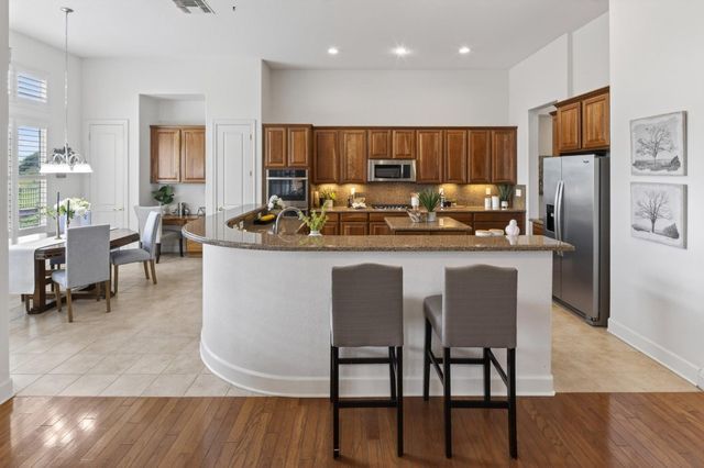 2173 Sutter View Ln, Lincoln, CA 95648