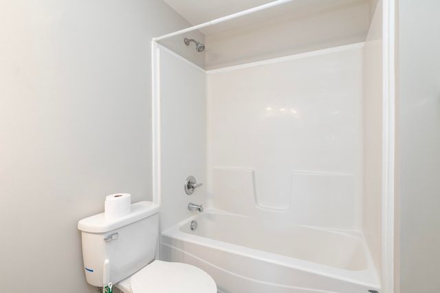515 Wallace Avenue, Kalamazoo City, MI 49048