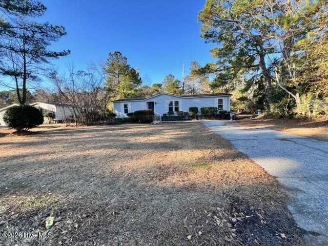 158 Champion Drive, Hampstead, NC 28443