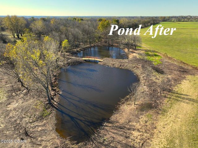 1720 E Fir Road, Carthage, MO 64836