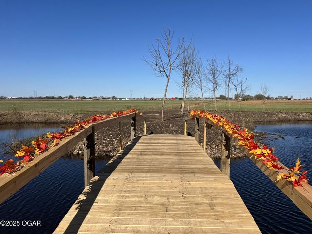 1720 E Fir Road, Carthage, MO 64836