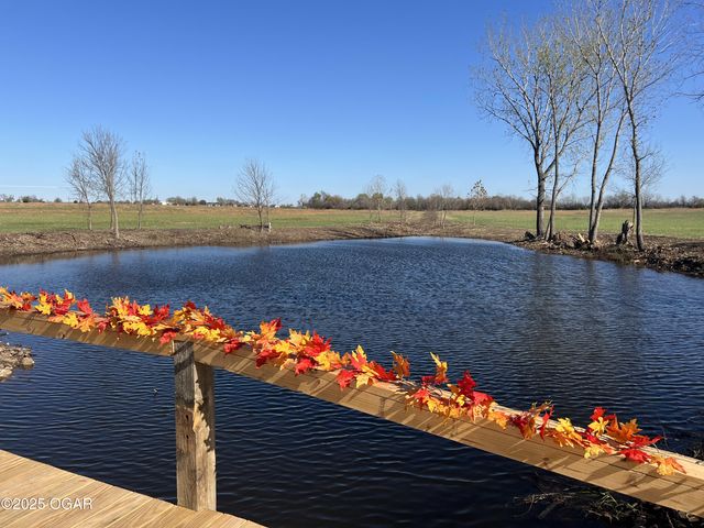 1720 E Fir Road, Carthage, MO 64836