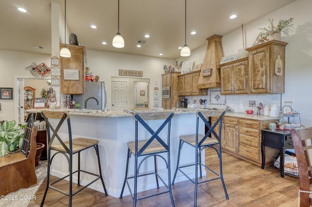 1720 E Fir Road, Carthage, MO 64836