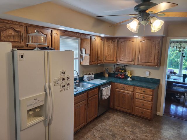 3668 SMITH CREEK RD, New Market, VA 22844