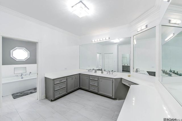 7768 La Hwy 1, Lockport, LA 70374