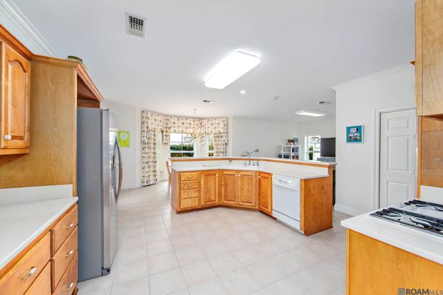 7768 La Hwy 1, Lockport, LA 70374