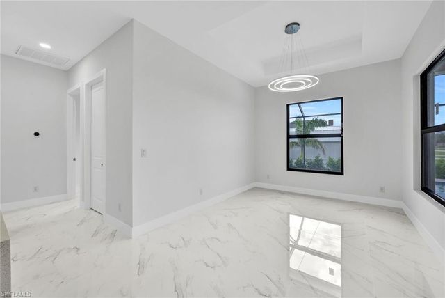 3524 15th TER, Cape Coral, FL 33993