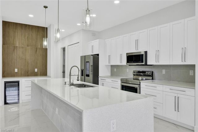 3524 15th TER, Cape Coral, FL 33993