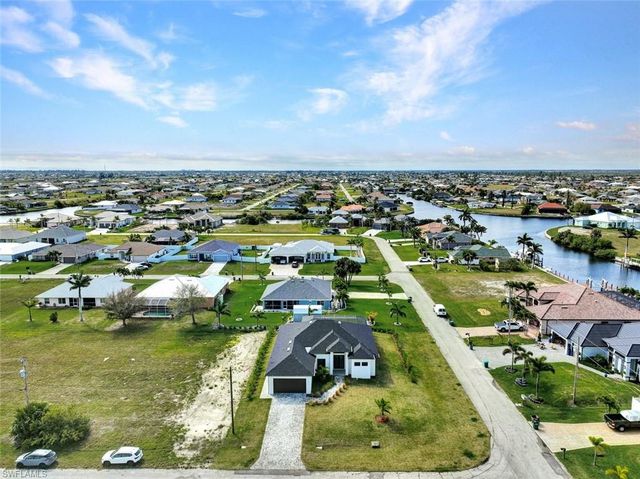 3524 15th TER, Cape Coral, FL 33993