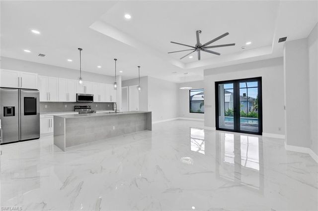 3524 15th TER, Cape Coral, FL 33993