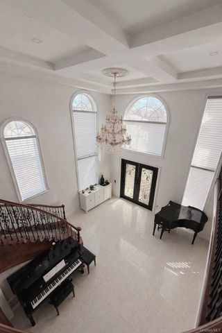 147-25 18th Avenue, Whitestone, NY 11357