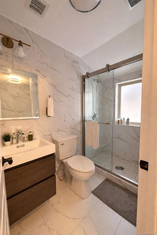 147-25 18th Avenue, Whitestone, NY 11357