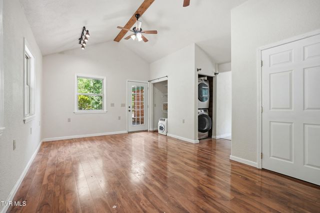 186 Raspberry Ridge Road, Johnson City, TN 37601