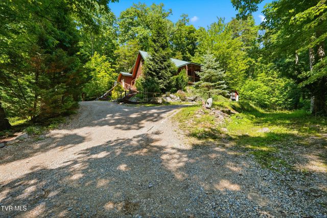 186 Raspberry Ridge Road, Johnson City, TN 37601