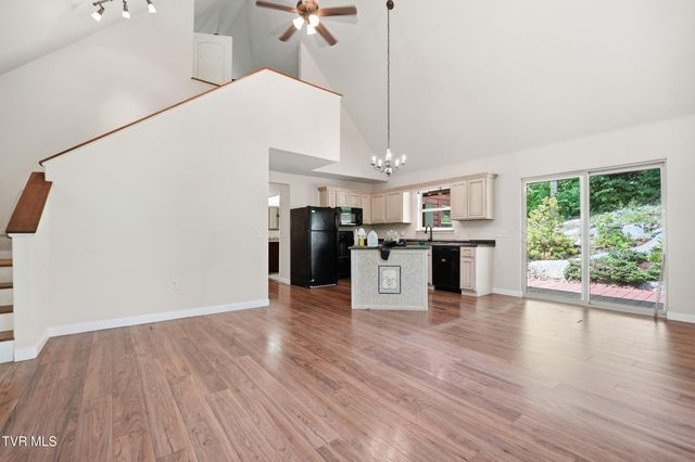 186 Raspberry Ridge Road, Johnson City, TN 37601