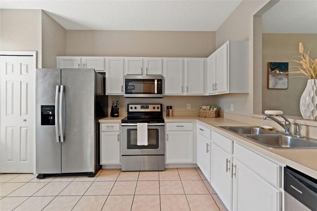 436 CALABRIA AVENUE, Davenport, FL 33897