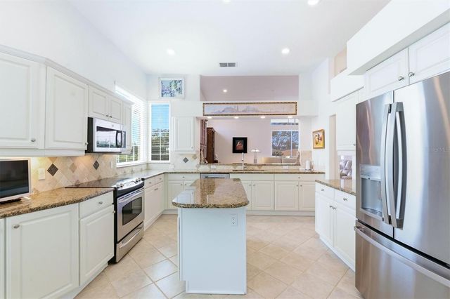 304 BERMUDA COURT 14, Venice, FL 34293