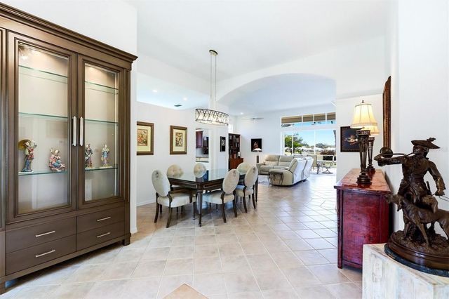 304 BERMUDA COURT 14, Venice, FL 34293