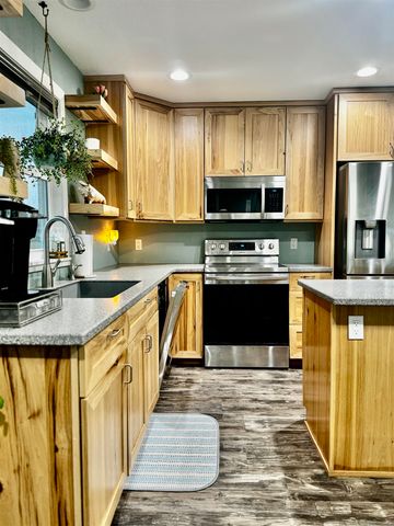 233 Red Oak Street, Beaverton, MI 48612