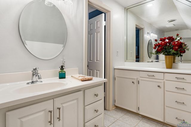 1614 Garner Ln., Longview, TX 75605