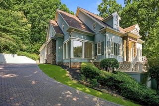 7560 Bridgegate Court, Sandy Springs, GA 30350