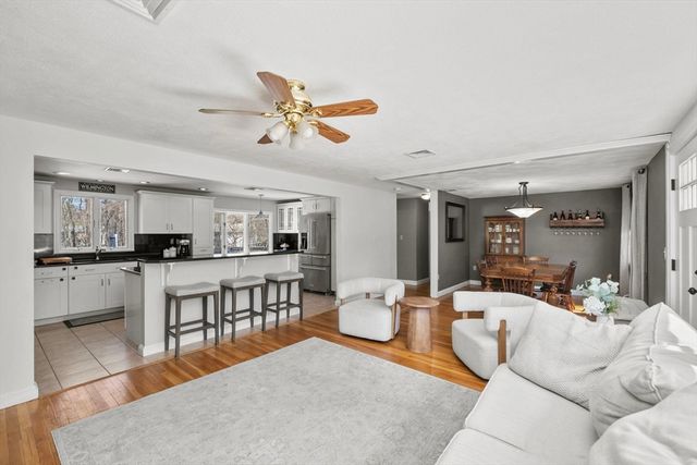 178 Woburn St, Wilmington, MA 01887