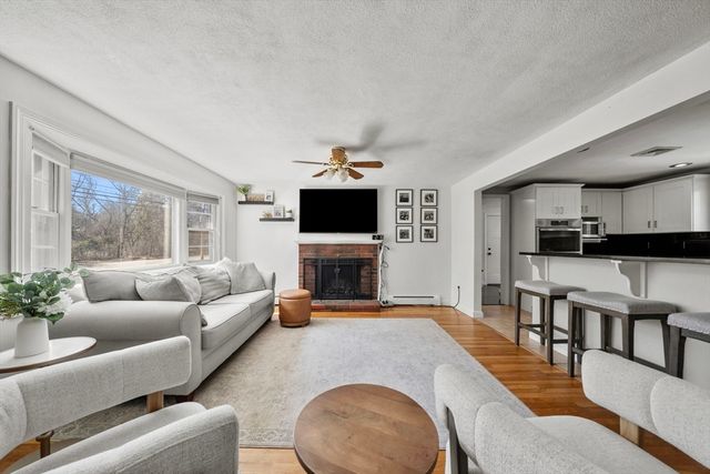 178 Woburn St, Wilmington, MA 01887