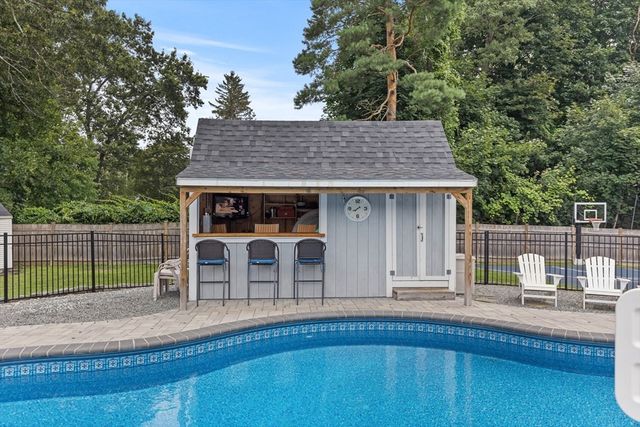 178 Woburn St, Wilmington, MA 01887