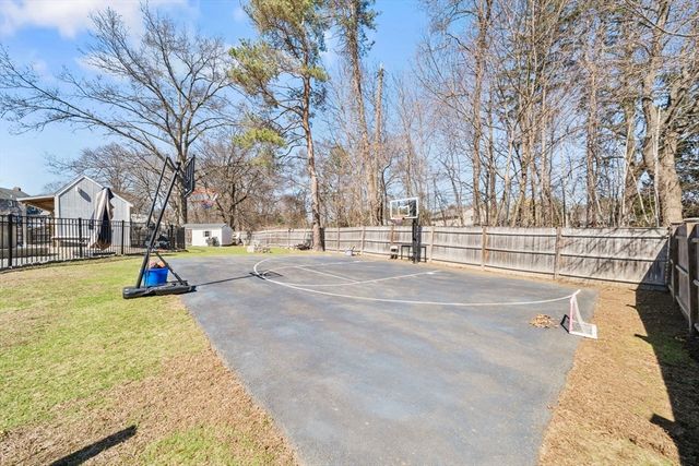178 Woburn St, Wilmington, MA 01887