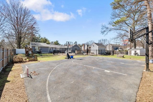 178 Woburn St, Wilmington, MA 01887