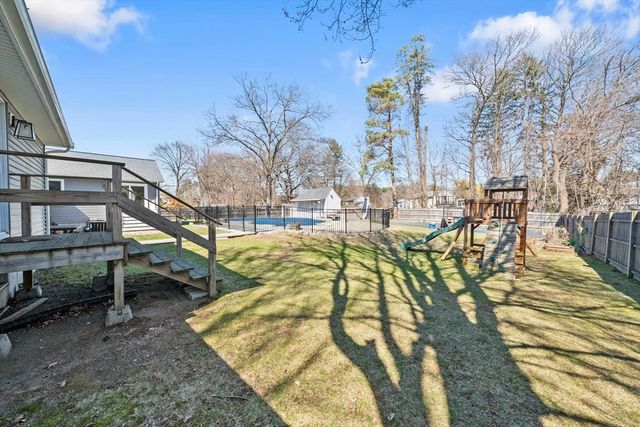 178 Woburn St, Wilmington, MA 01887