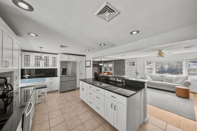 178 Woburn St, Wilmington, MA 01887