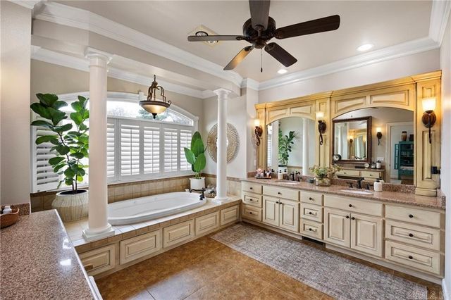 788 Cliff Road, Russellville, AR 72802