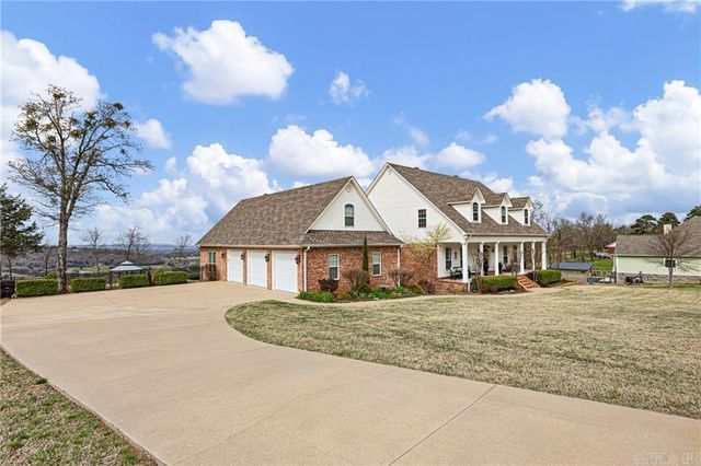 788 Cliff Road, Russellville, AR 72802