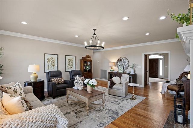 788 Cliff Road, Russellville, AR 72802