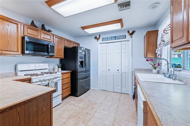 5735 S Sunrise Drive, Fort Mohave, AZ 86426